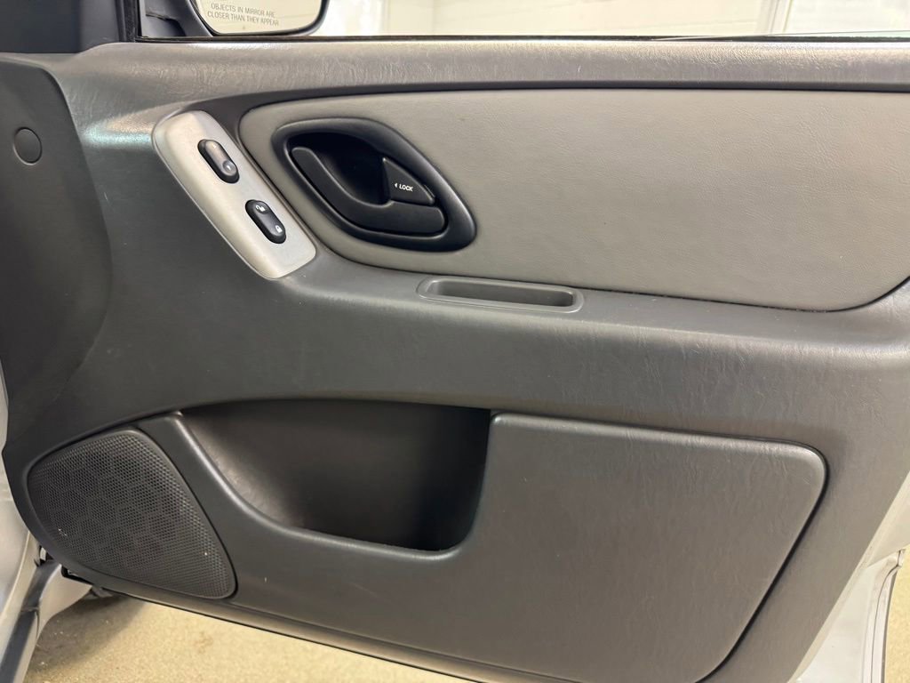 Used 2007 Ford Escape XLT FWD image 27