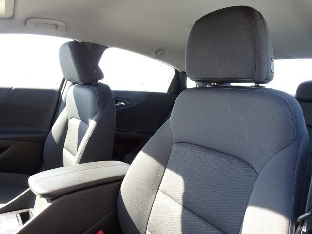 Certified 2023 Chevrolet Malibu LT w/ Driver Confidence Package image 11