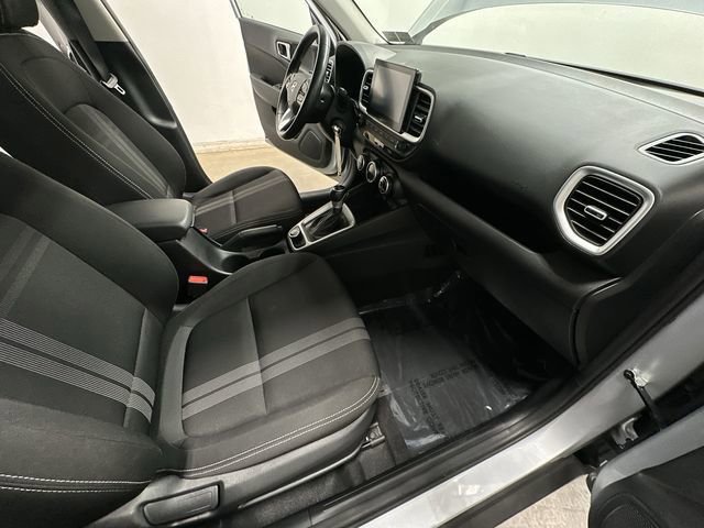 Used 2022 Hyundai Venue SEL w/ Cargo Package image 20