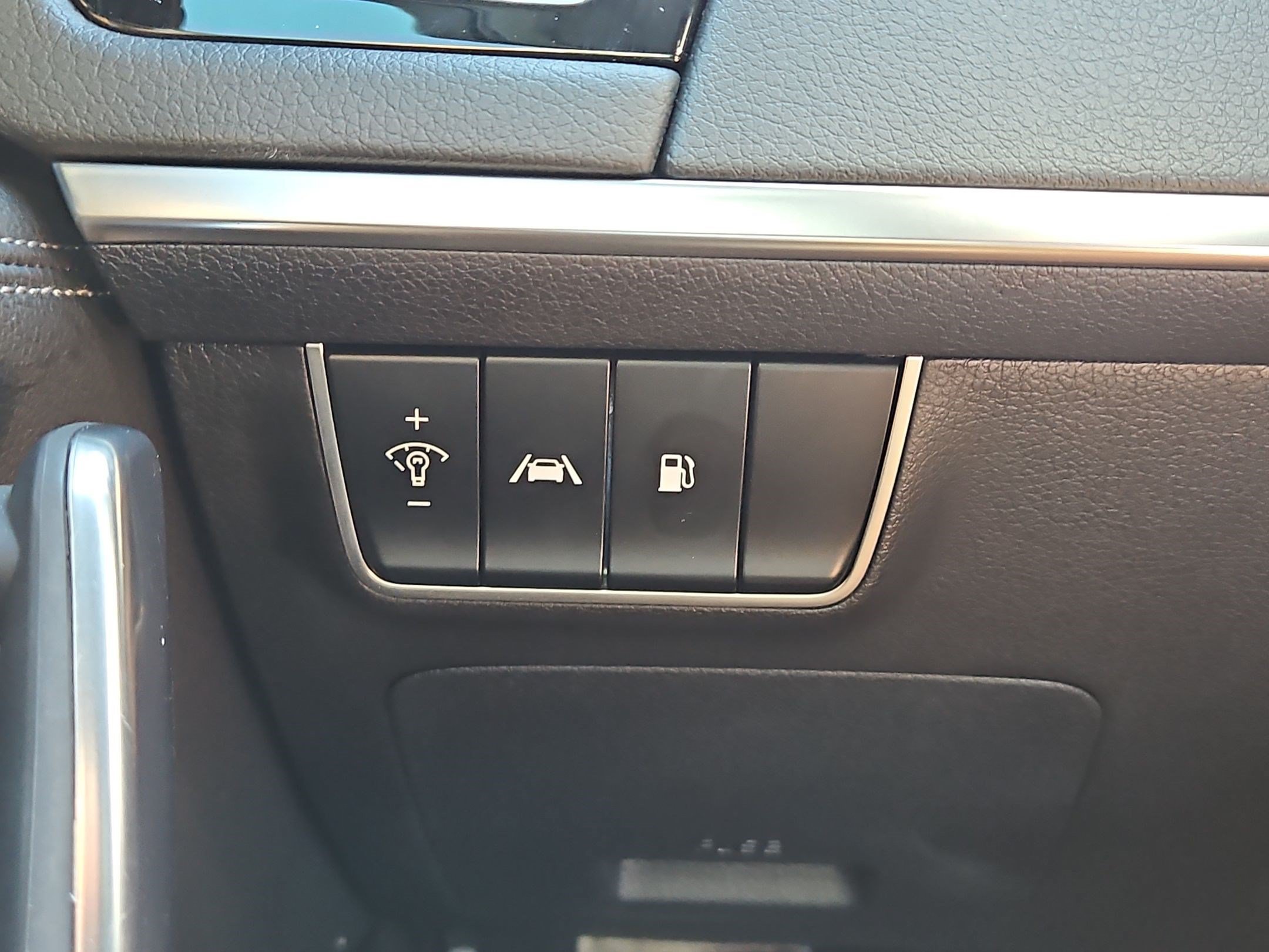 Used 2022 Kia Stinger GT-Line w/ Sun & Sound Package RWD image 24