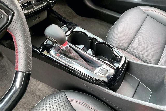 Used 2025 Chevrolet Trax RS w/ Driver Confidence Package image 13