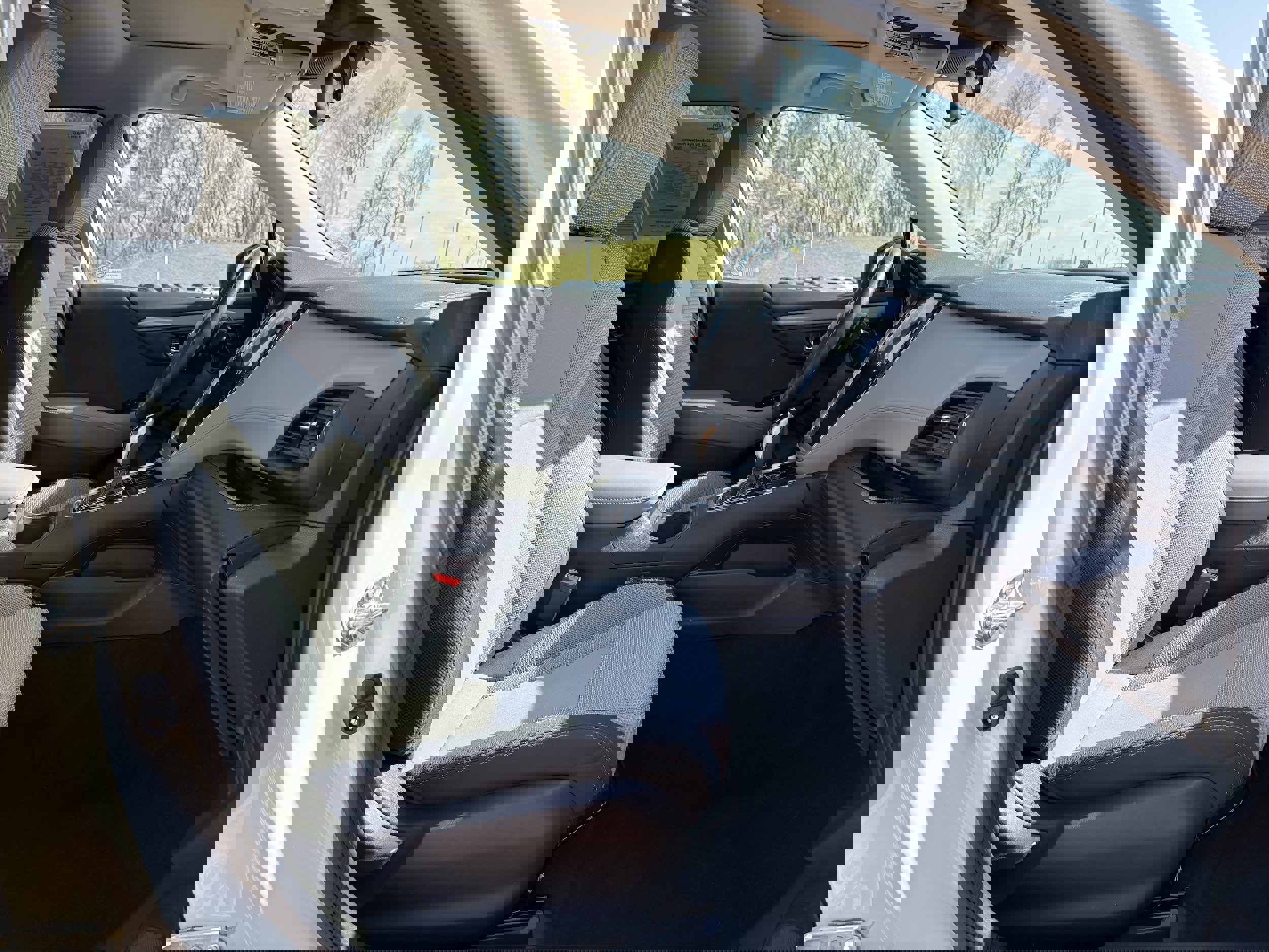 Used 2025 Subaru Outback Premium image 29