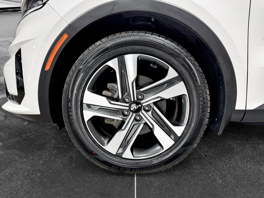 Used 2023 Kia Sorento SX Prestige image 28