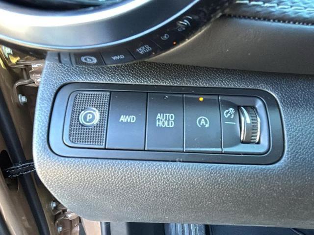 New 2027 Chevrolet Equinox LT w/ Safety and Technology Package AWD/4WD image 12