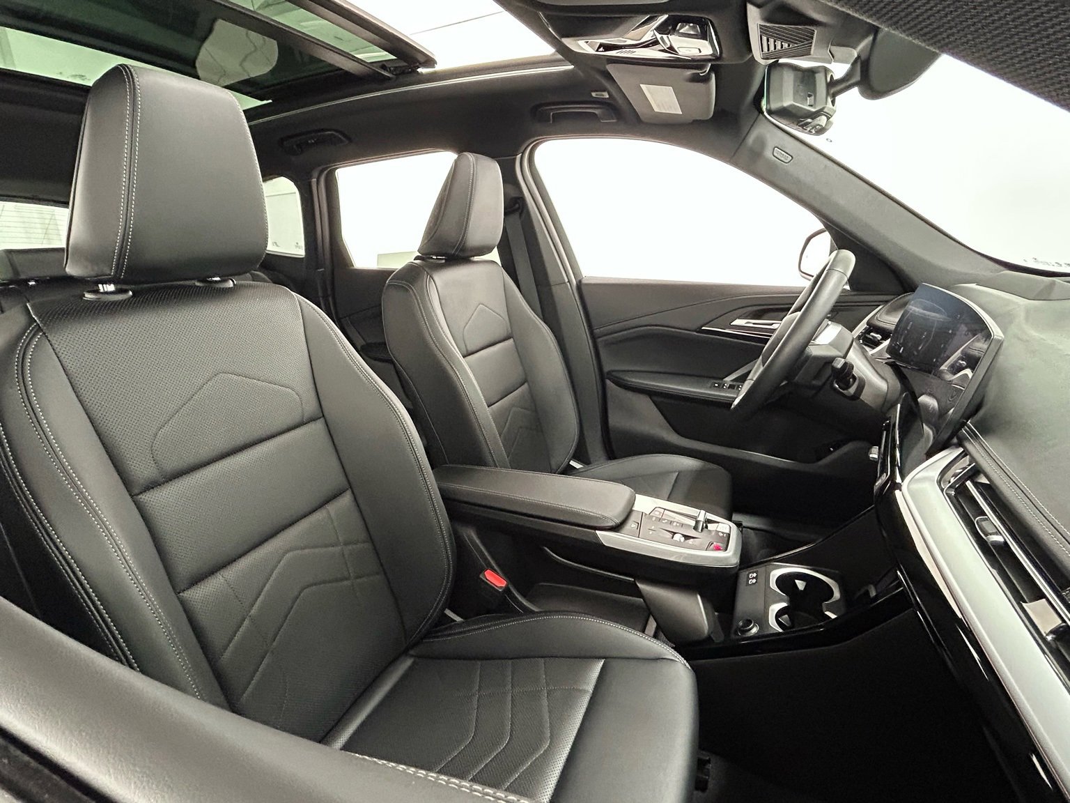 Used 2025 BMW X1 xDrive28i image 39