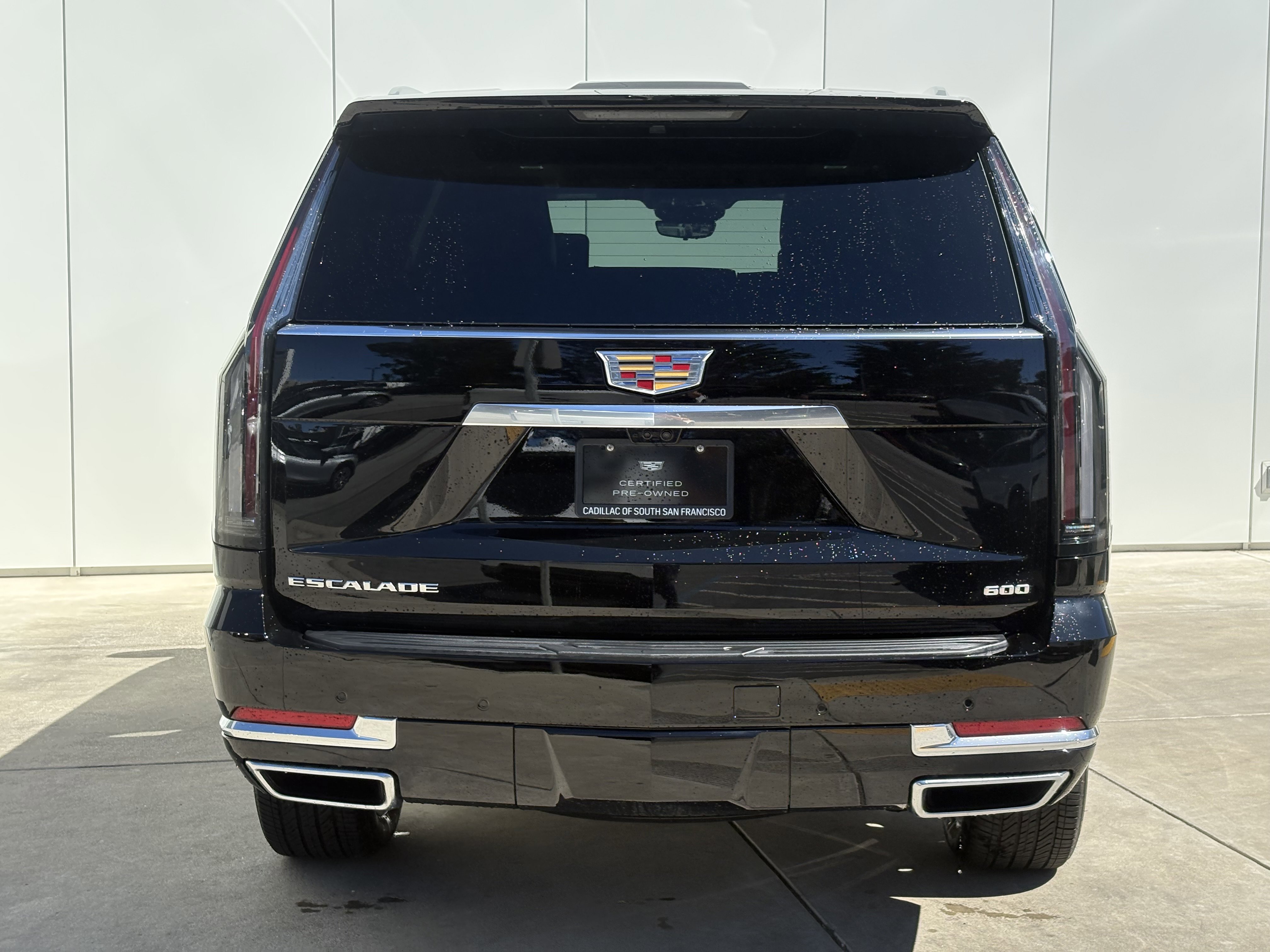 Certified 2025 Cadillac Escalade Premium Luxury Platinum image 8
