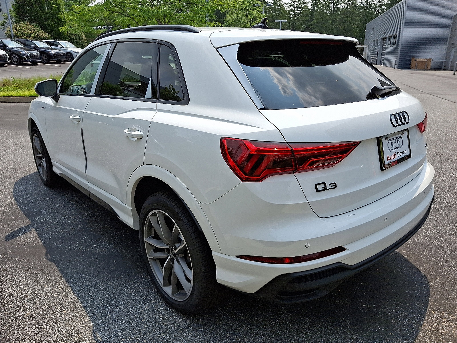 New 2025 Audi Q3 2.0T Premium image 3