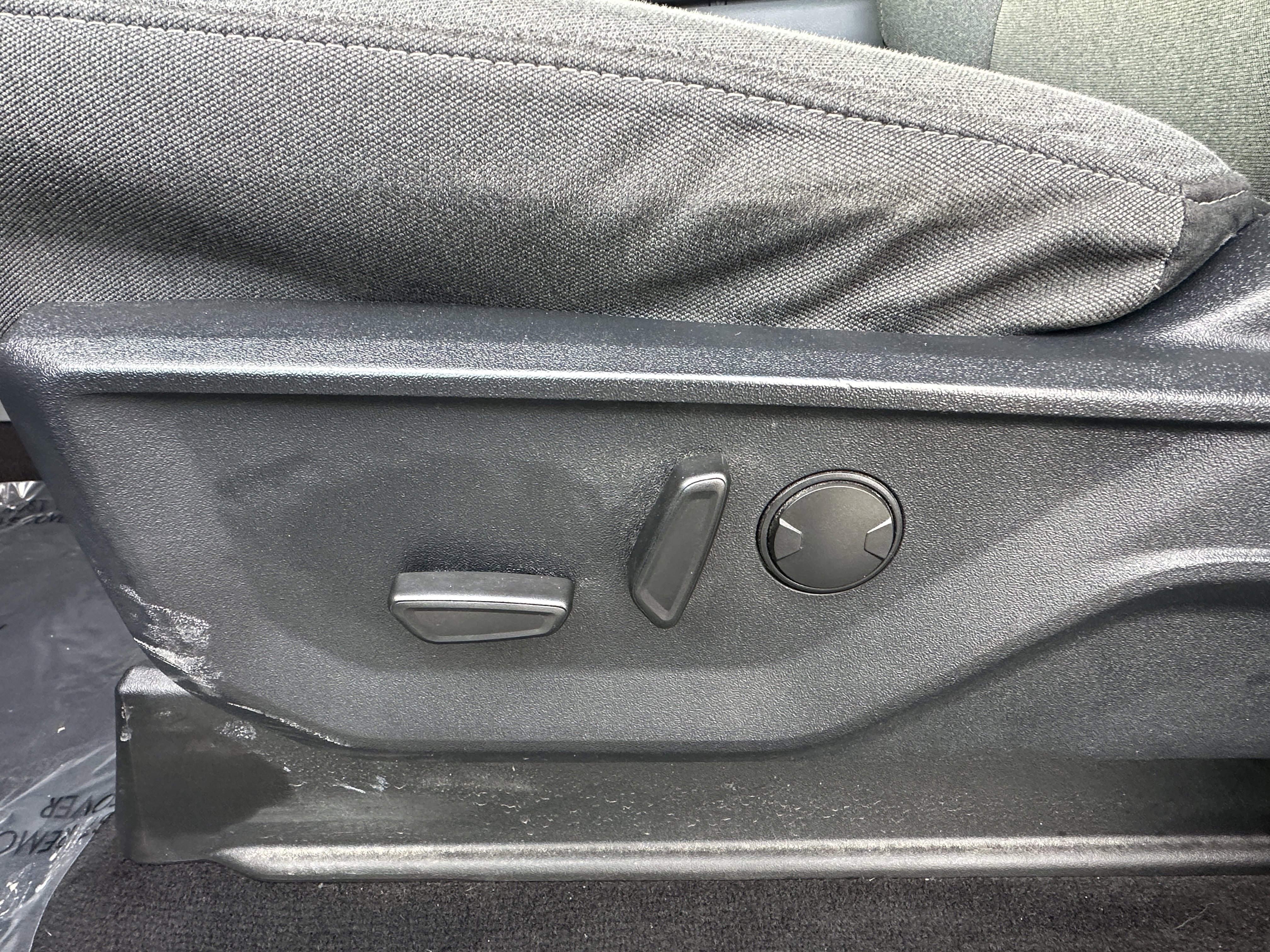 Certified 2022 Ford F150 XLT w/ Equipment Group 302A High image 19