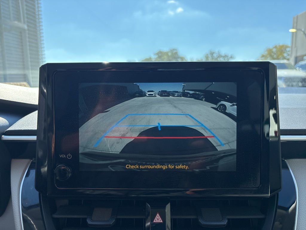 Used 2025 Toyota Corolla LE image 24