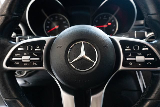 Used 2021 Mercedes-Benz GLC 300 image 21