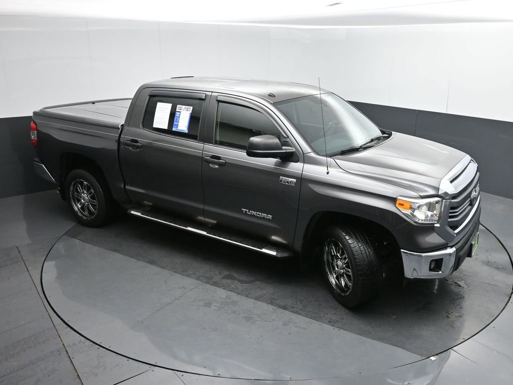 Used 2014 Toyota Tundra SR5 w/ SR5 Upgrade Package image 39