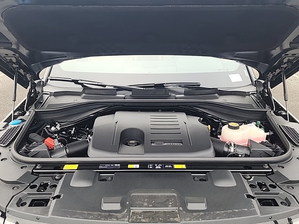 New 2026 Land Rover Range Rover Sport SE AWD/4WD image 29