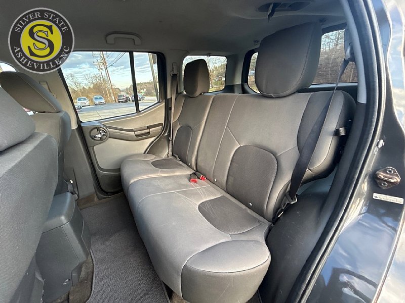 Used 2015 Nissan Xterra S w/ Value Package image 14