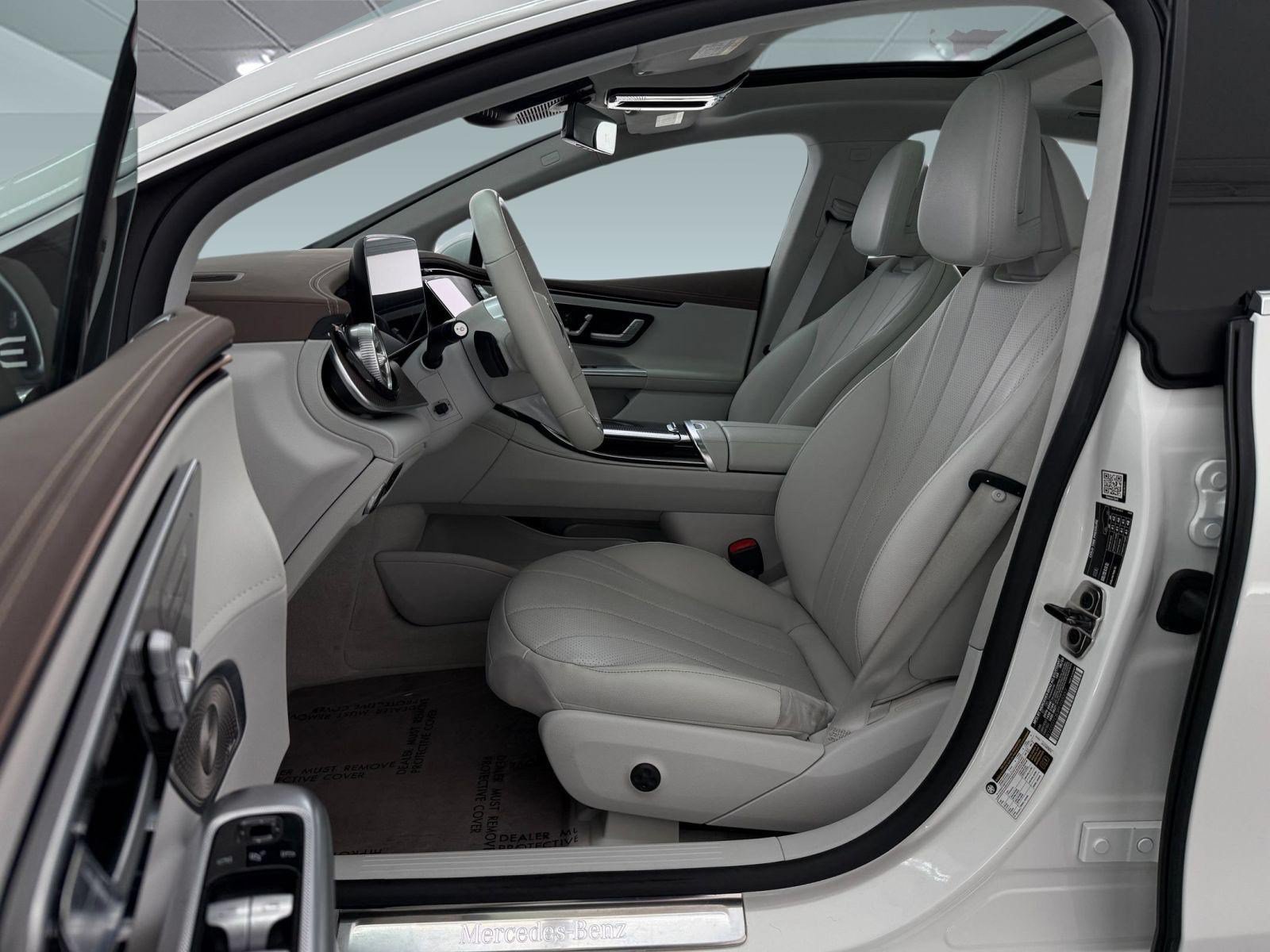 Used 2023 Mercedes-Benz EQE 350+ 4MATIC Sedan image 5