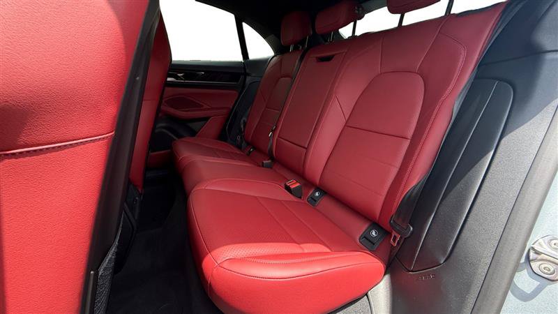 Used 2024 Porsche Macan 4 Electric AWD/4WD image 16