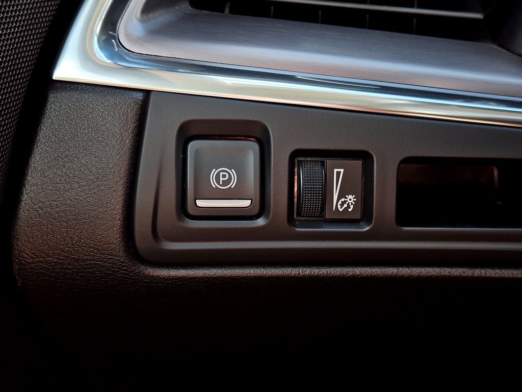 Used 2019 Cadillac XT5 Luxury AWD/4WD image 24