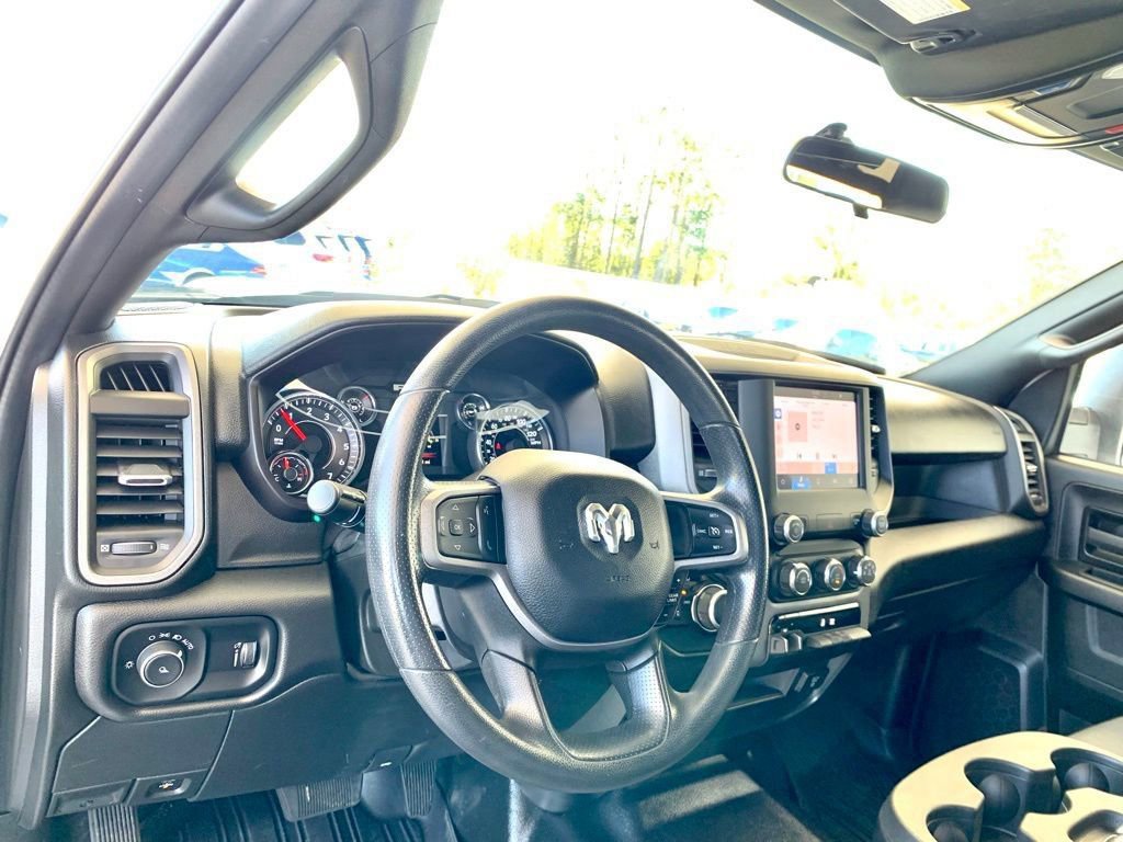 Used 2024 RAM 2500 Tradesman w/ Chrome Appearance Group image 14