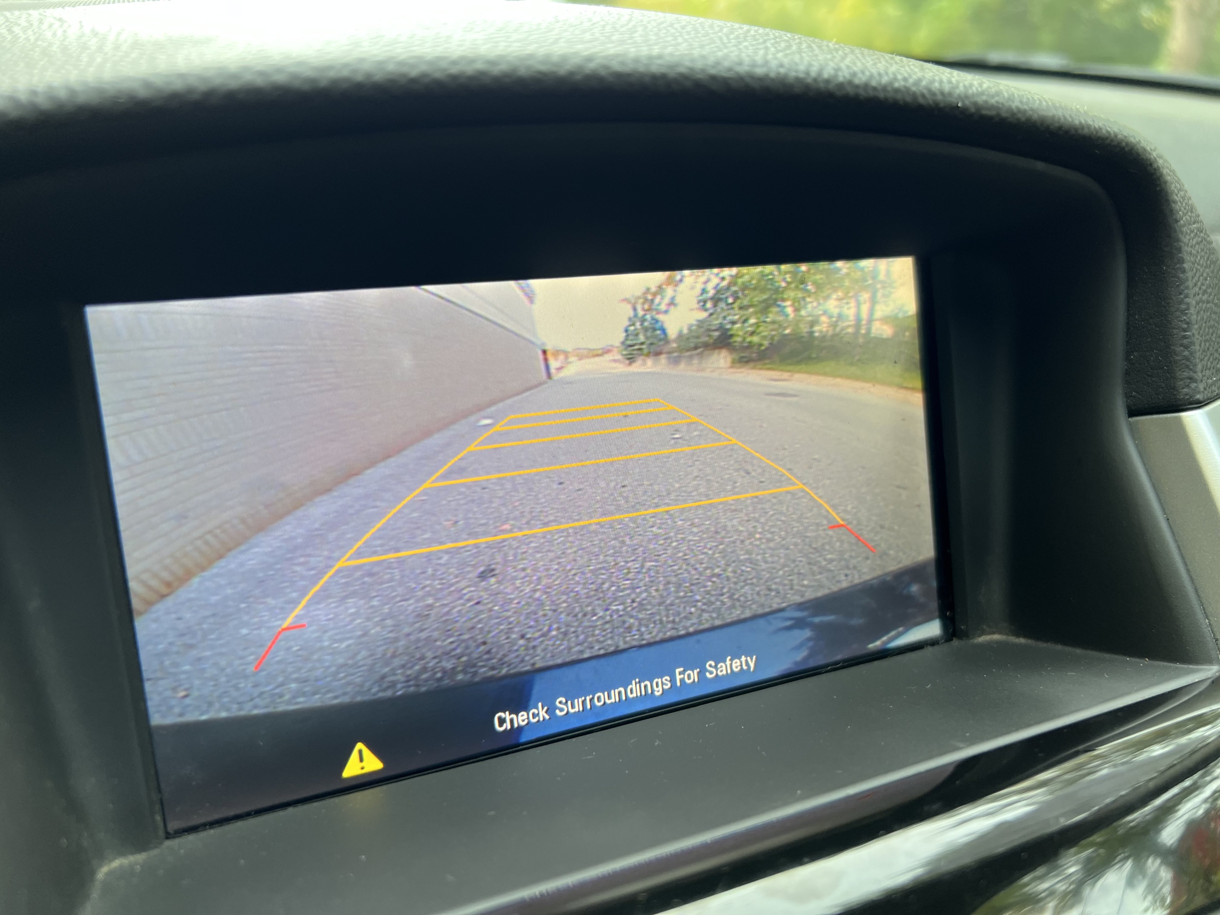 Used 2016 Chevrolet Cruze LT w/ Technology Package FWD image 23