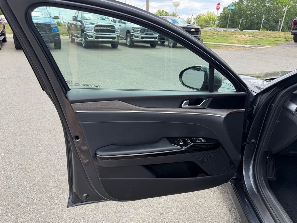 Used 2021 Kia K5 EX FWD image 12