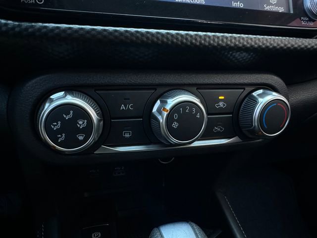 Used 2023 Nissan Kicks SV image 29