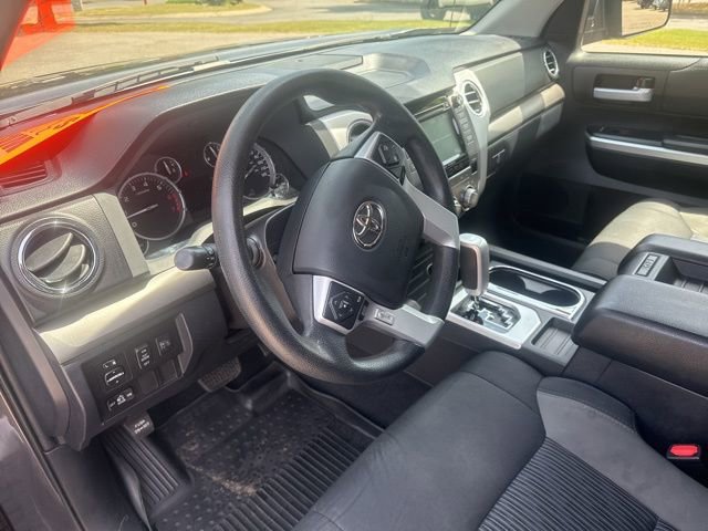 Used 2017 Toyota Tundra SR5 w/ TRD Off Road Package AWD/4WD image 22