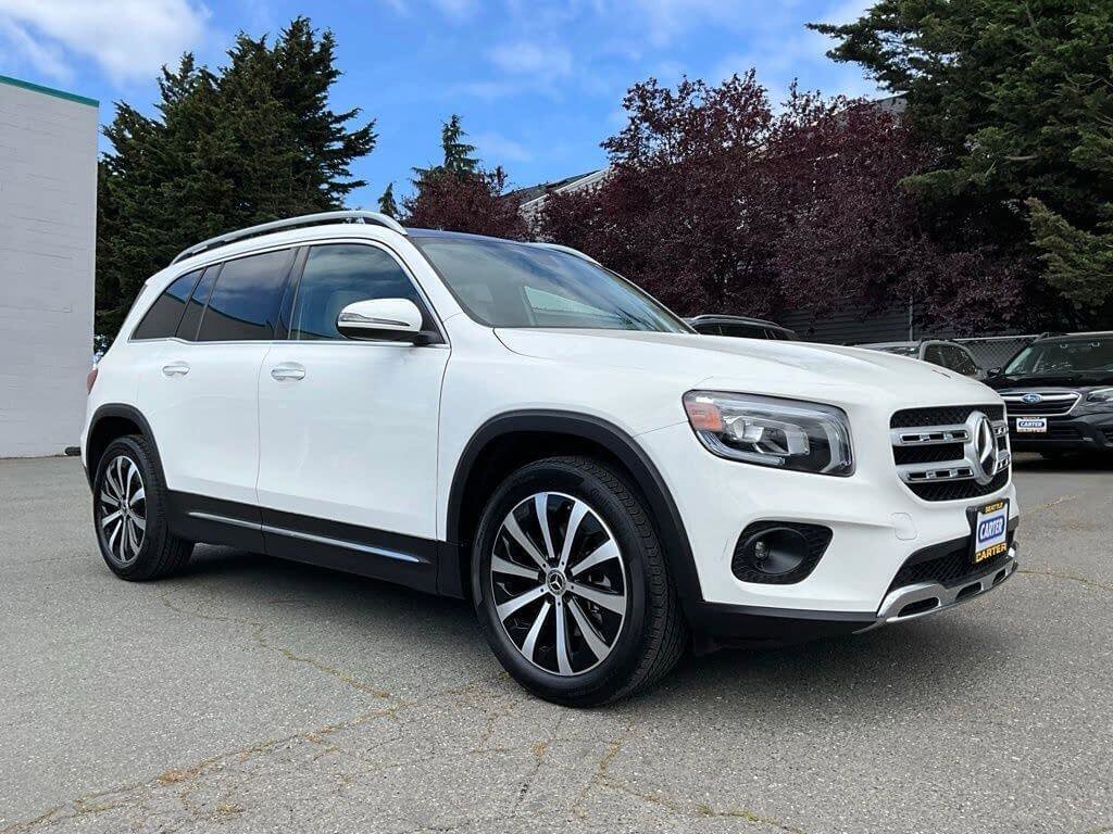 Used 2022 Mercedes-Benz GLB 250 4MATIC image 2