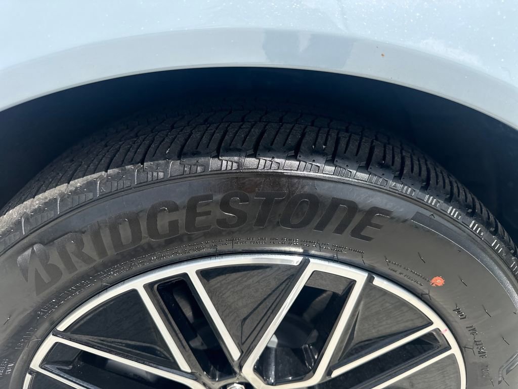 Used 2025 Ford Mustang Mach-E Premium image 21