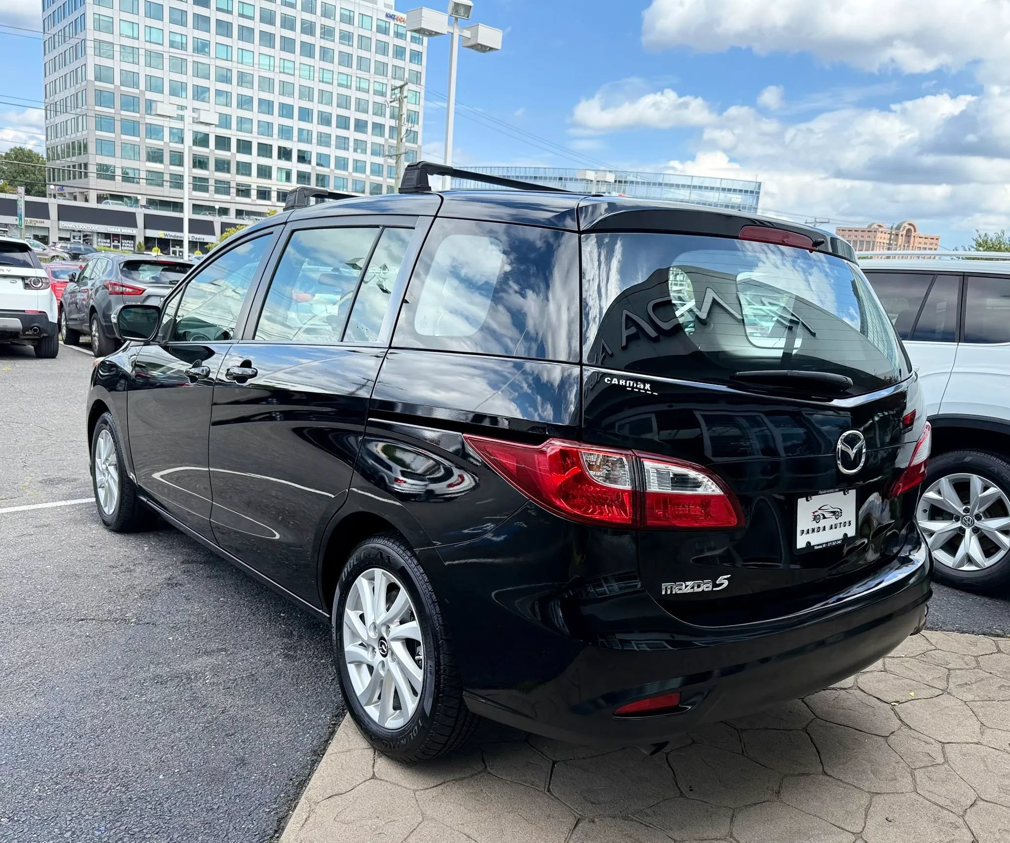 Used 2014 MAZDA MAZDA5 Sport FWD image 5