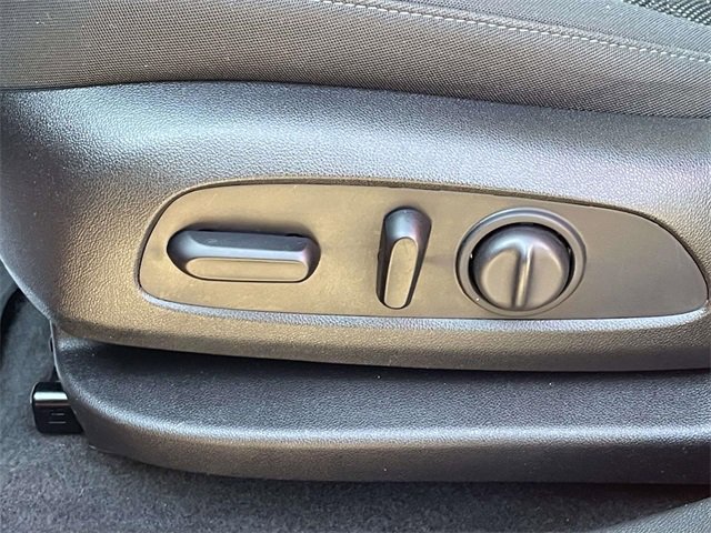 Used 2020 Chevrolet Blazer LT image 16