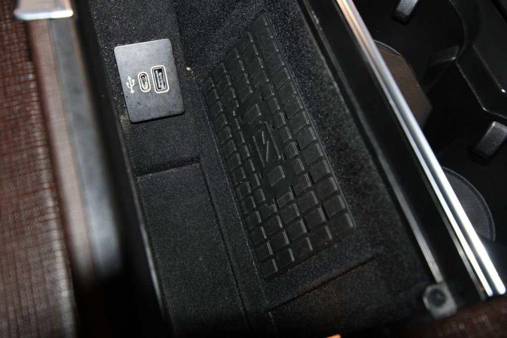 Used 2025 Lincoln Navigator Reserve AWD/4WD image 19