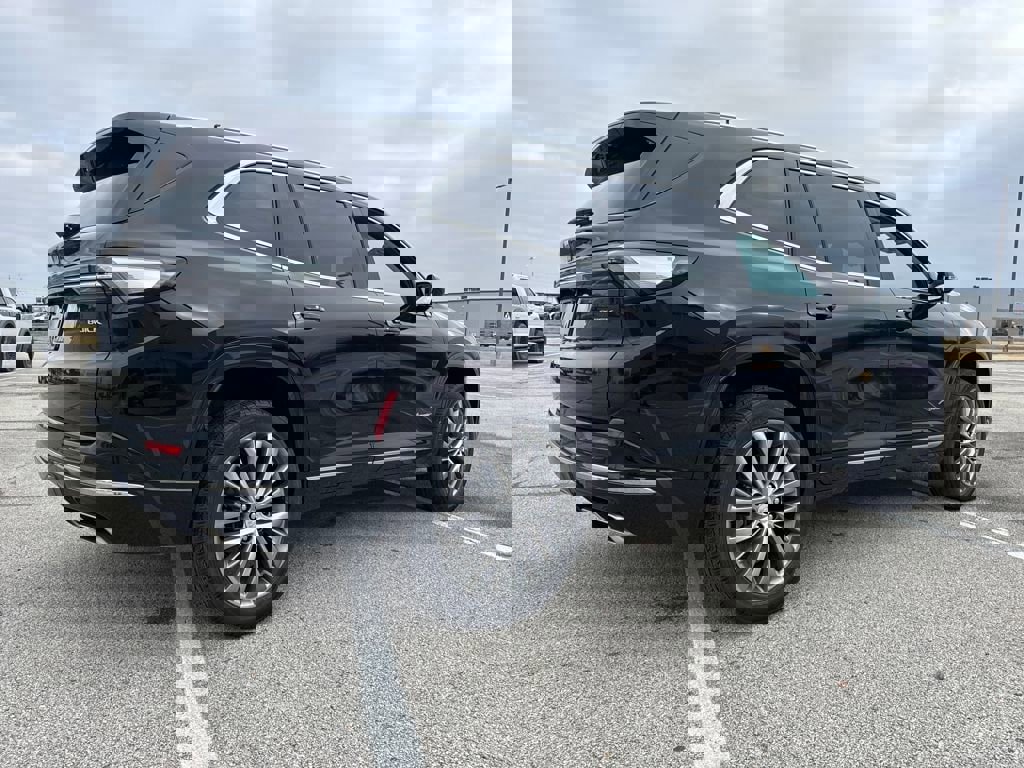 New 2026 Buick Enclave Avenir w/ Super Cruise Package image 6