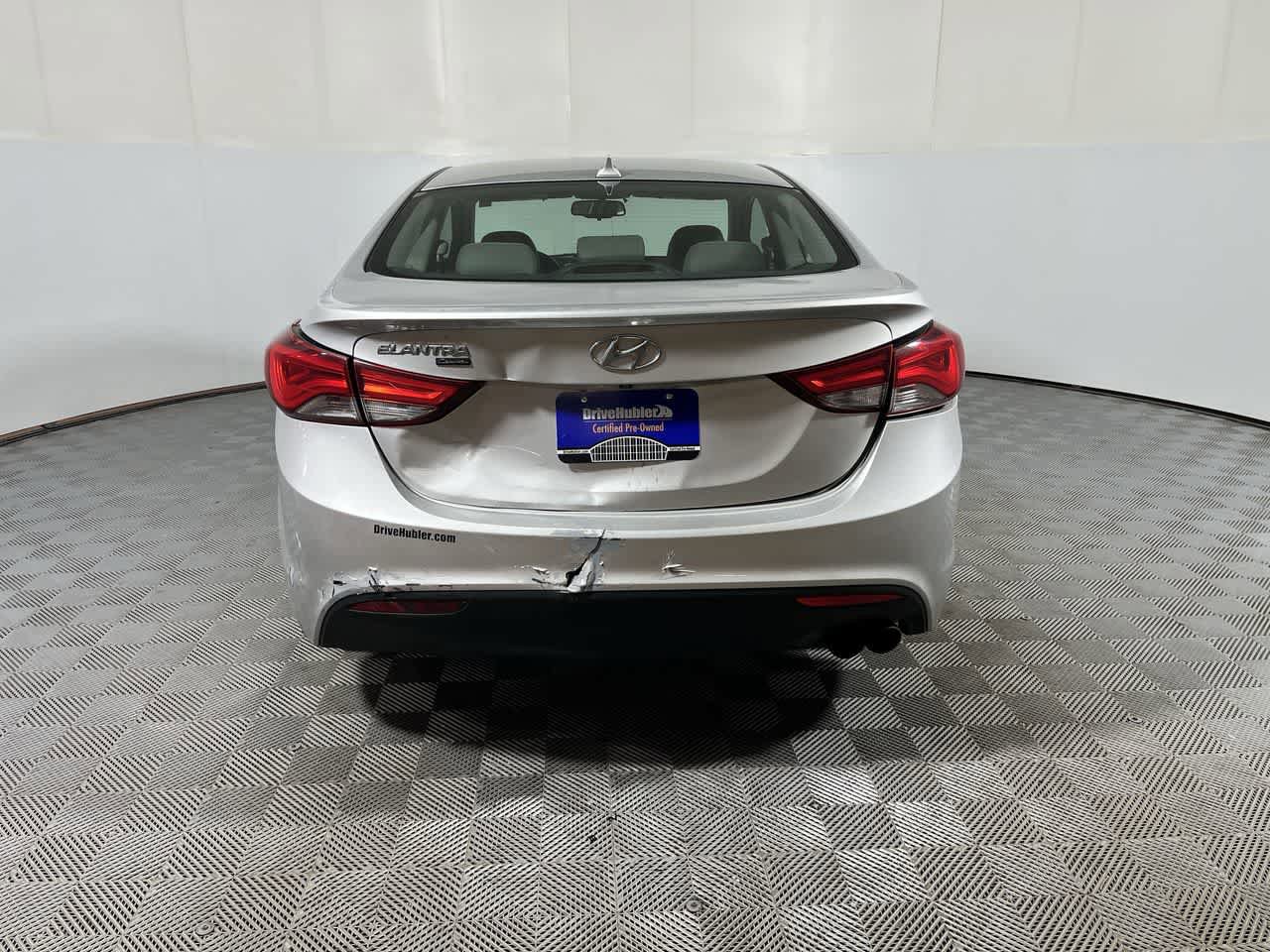Used 2014 Hyundai Elantra w/ Option Group 2 FWD image 7