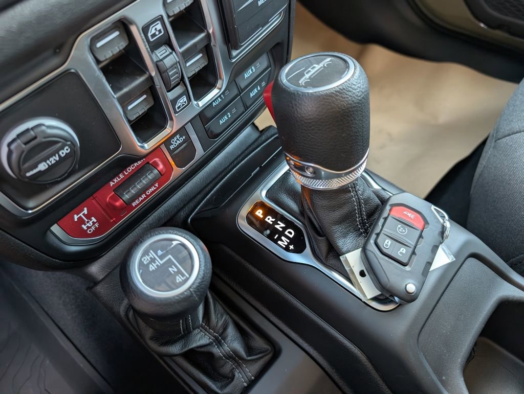 New 2026 Jeep Gladiator Sport AWD/4WD image 32