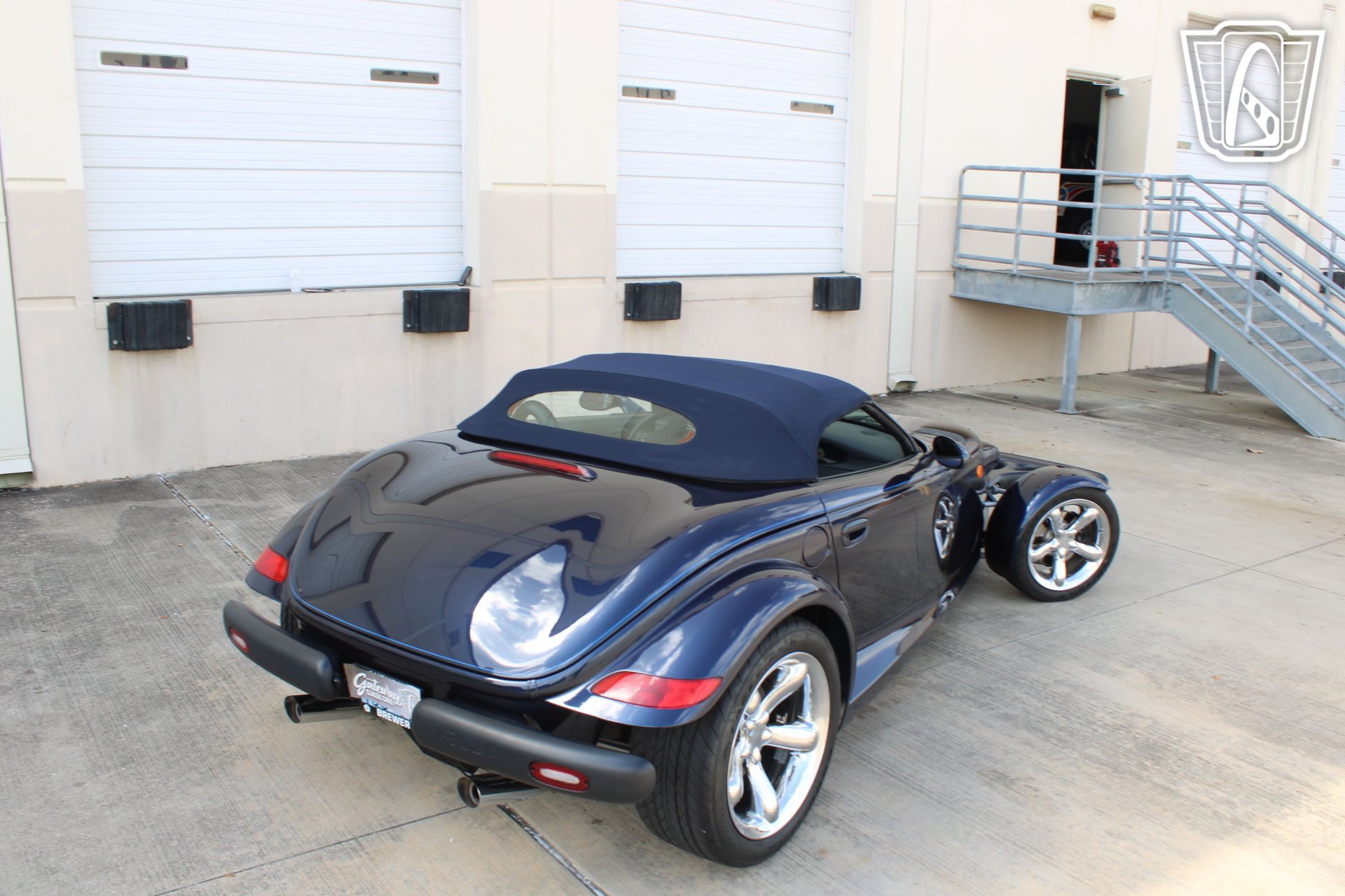 Used 2001 Chrysler Prowler RWD image 28