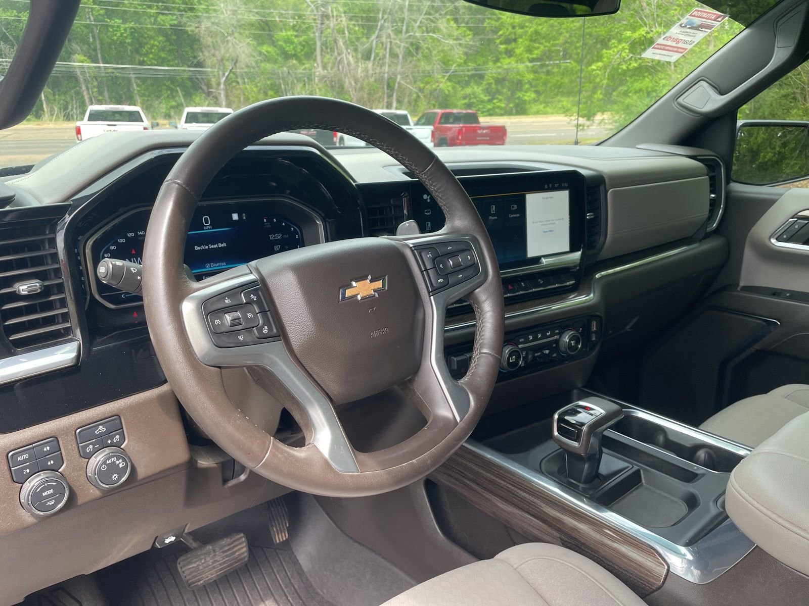 Used 2023 Chevrolet Silverado 1500 LT image 23