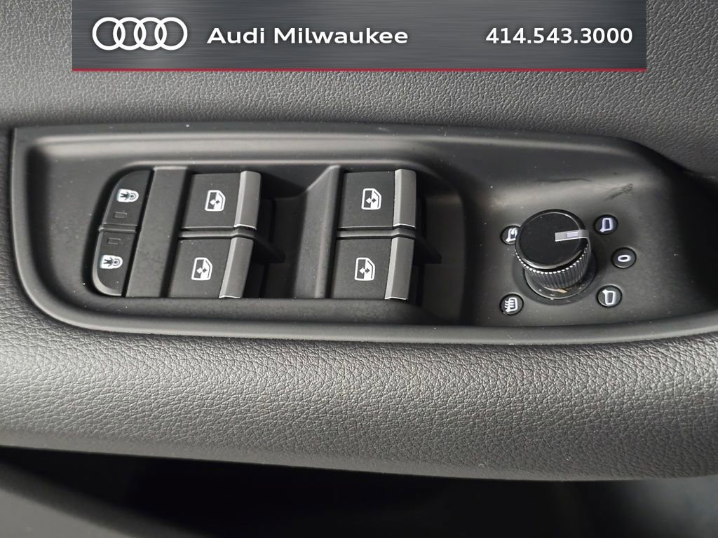 Used 2023 Audi Q8 Premium w/ Convenience Package AWD/4WD image 14