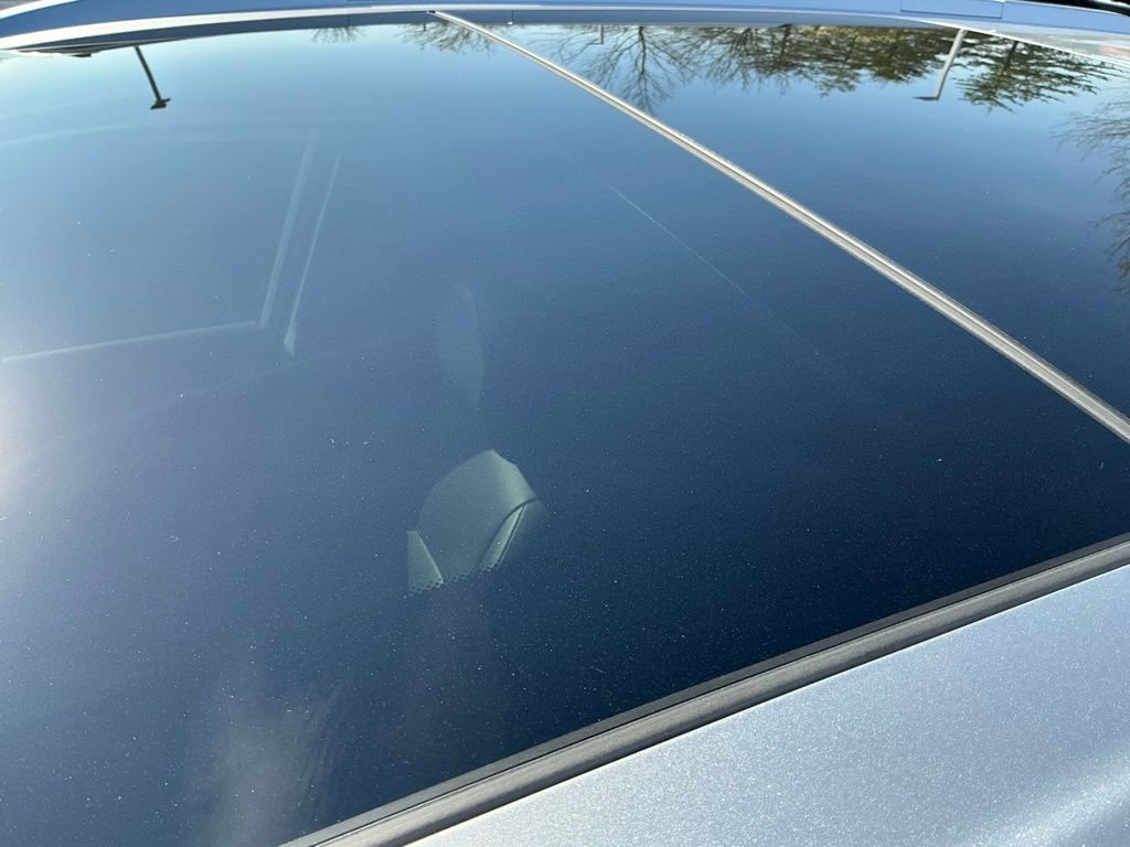 Used 2022 Nissan Rogue SL image 3