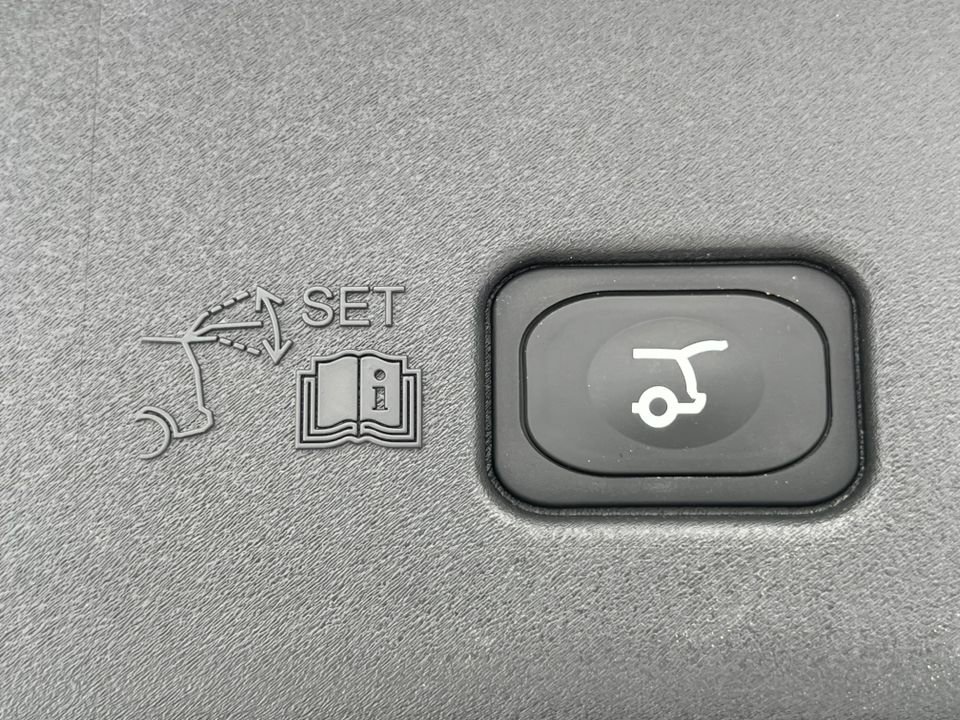 New 2026 Lincoln Nautilus Reserve w/ Jet Appearance Package AWD/4WD image 31