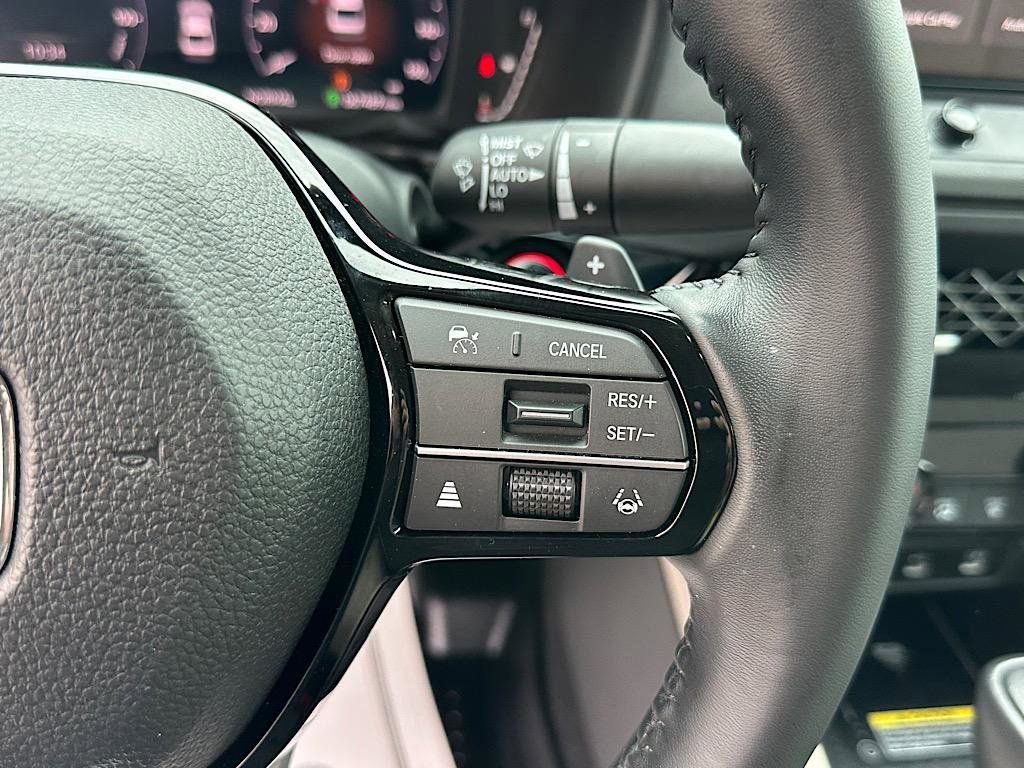 Used 2024 Honda Accord Touring image 21