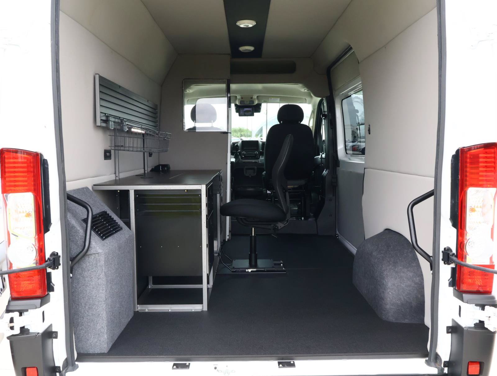 Used 2023 RAM ProMaster 1500 FWD image 8