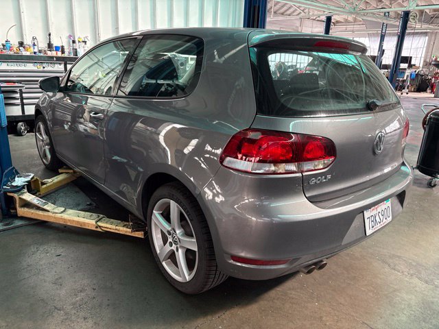 Used 2013 Volkswagen Golf 2-Door FWD image 4