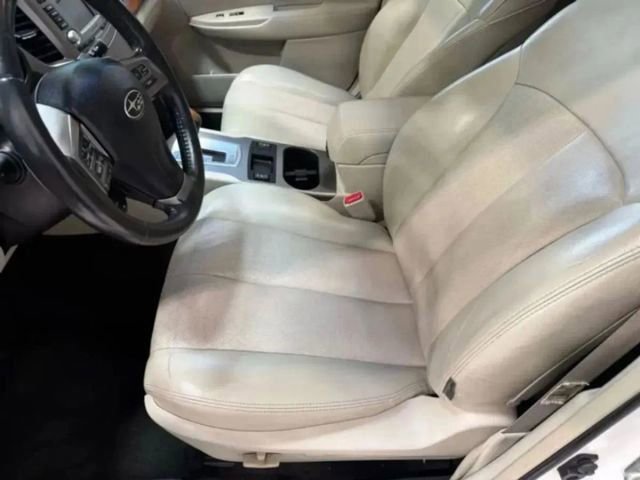 Used 2013 Subaru Outback 2.5i Limited w/ Moonroof Pkg image 25