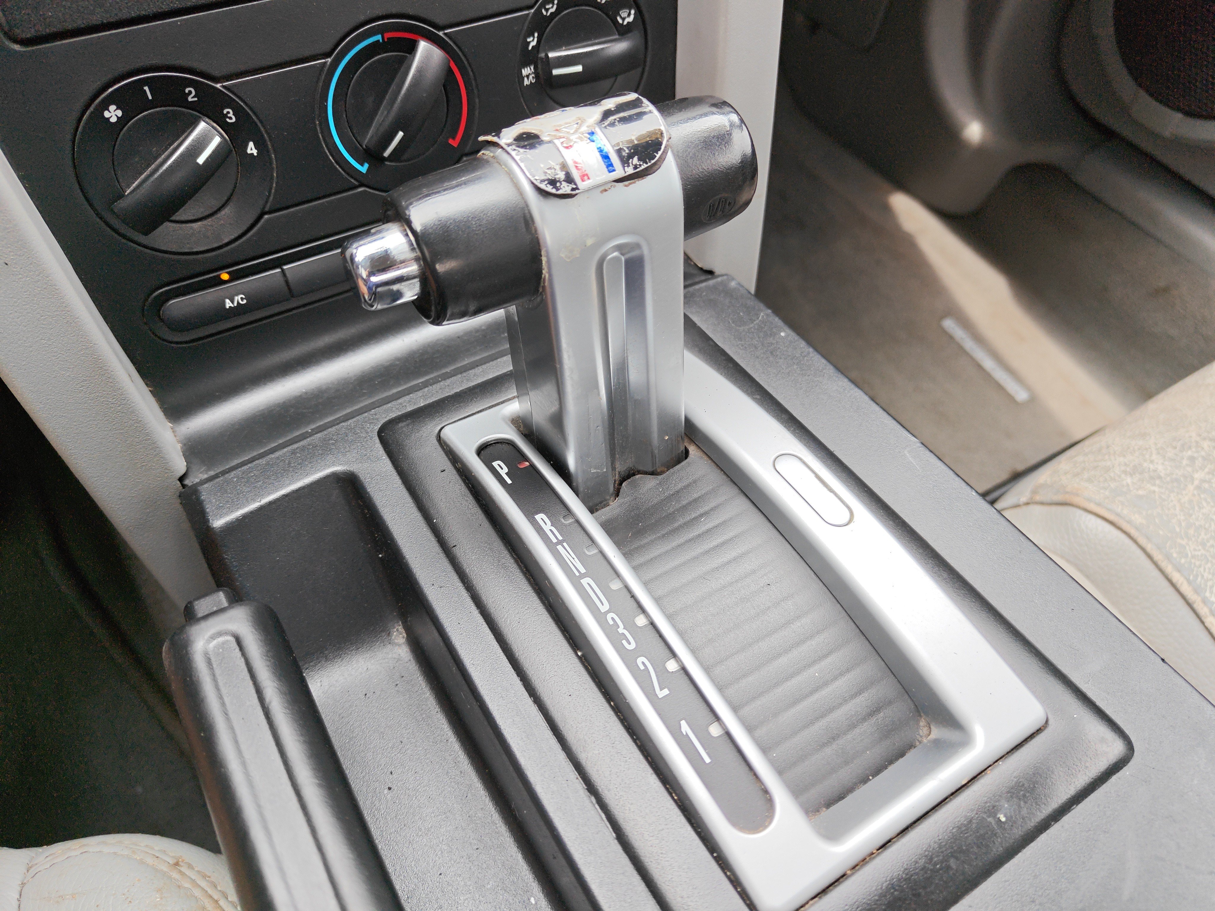 Used 2006 Ford Mustang Coupe RWD image 20