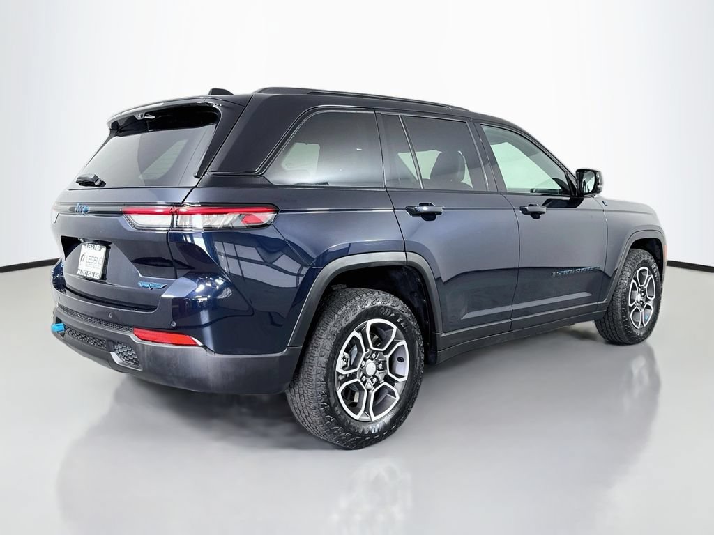 Used 2023 Jeep Grand Cherokee Trailhawk w/ Luxury Tech Group III AWD/4WD image 6
