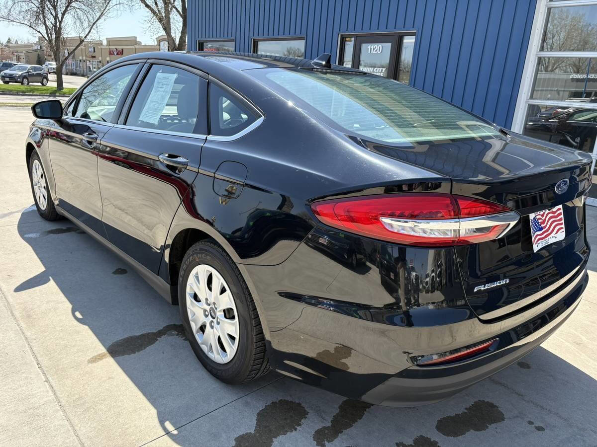 Used 2020 Ford Fusion S image 8