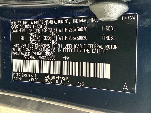 Used 2024 Toyota Sienna XSE FWD image 30
