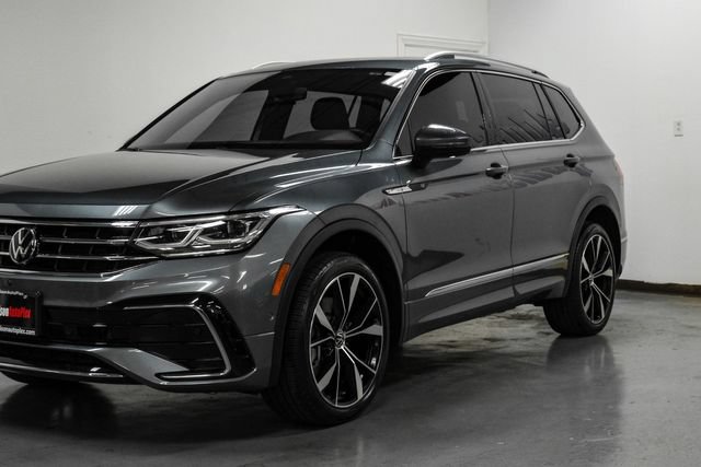 Used 2024 Volkswagen Tiguan SEL R-Line AWD/4WD image 6