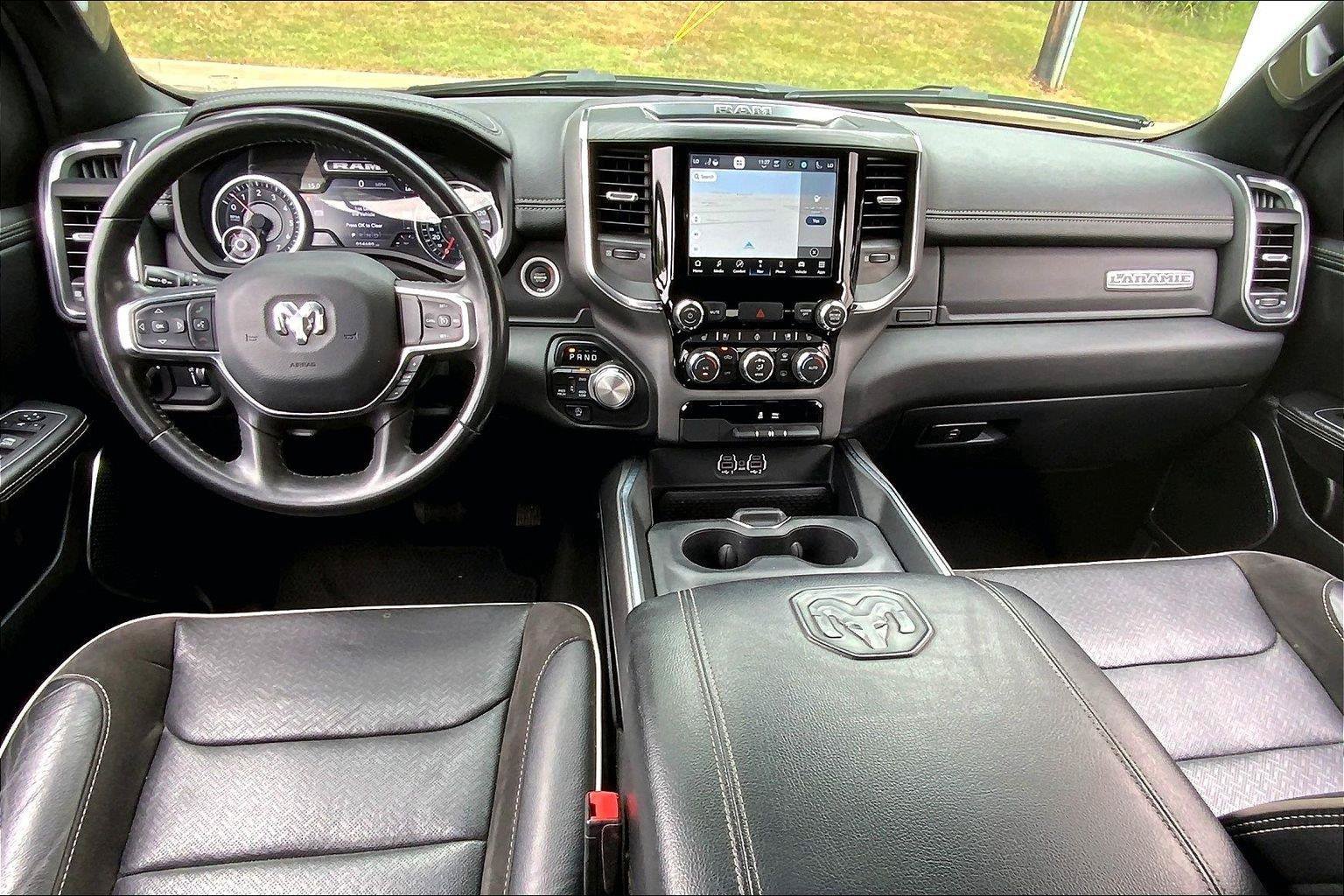 Used 2024 RAM 1500 Laramie AWD/4WD image 14