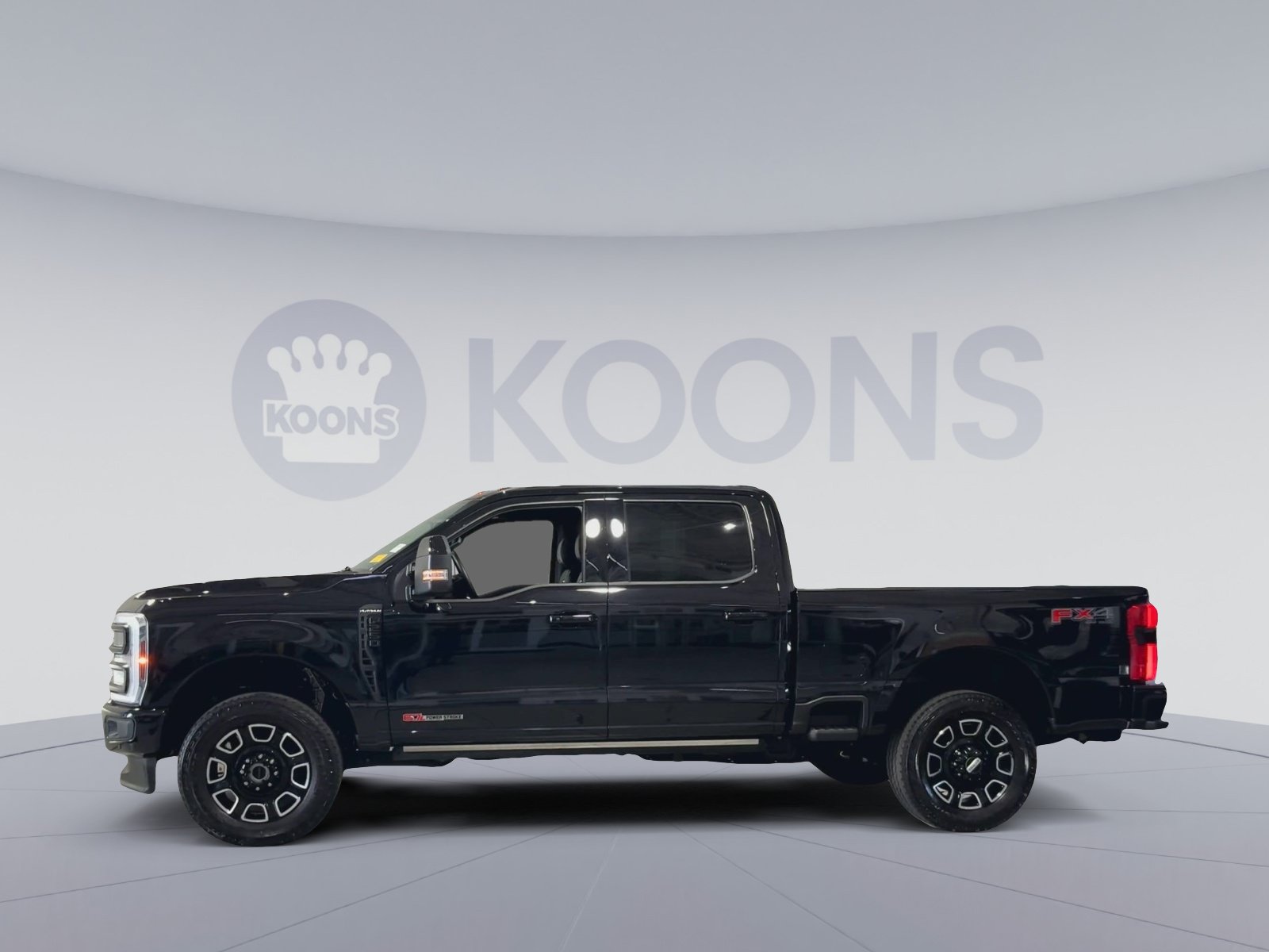 Used 2025 Ford F250 Platinum AWD/4WD image 7