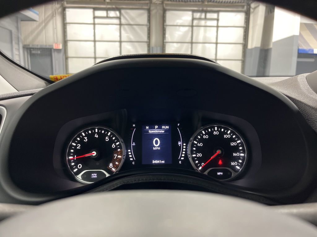 Used 2019 Jeep Renegade Latitude w/ Cold Weather Group image 19